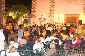 Multitudinaria celebración de Los Finaos en Telde/Francisco Javier Santana/Antonio Alí.